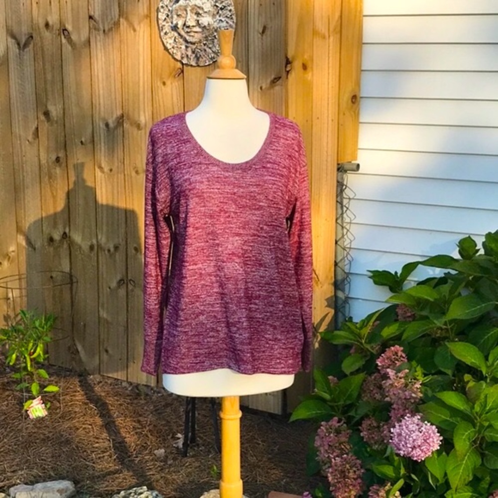 NWT GAP Crewneck Lightweight Long Sleeve Sweater